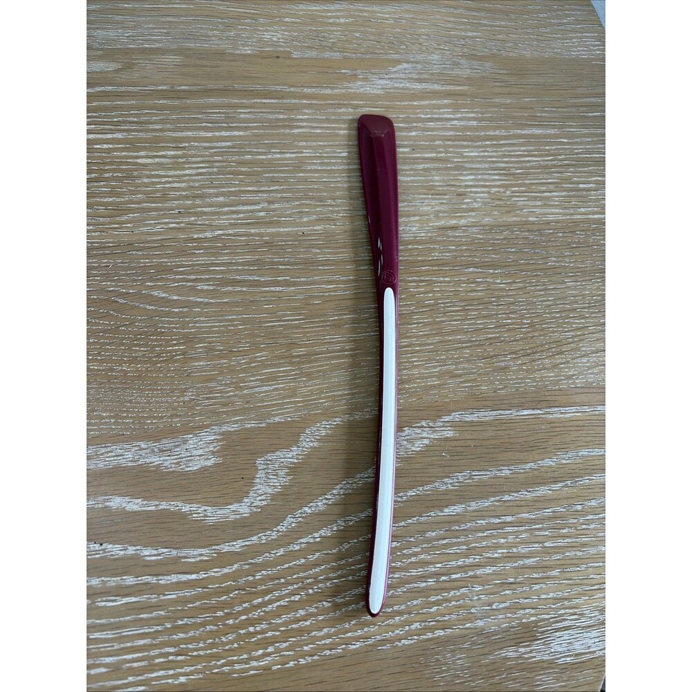 Pampered Chef Micro Scraper 1702 Long Narrow Spatula Cranberry Red Silicone